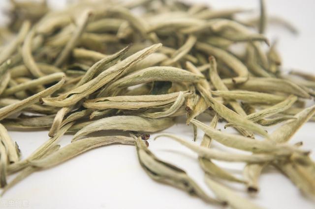 茶叶是打通人体经络最有效的食品？复旦大学：不同茶叶有相应归经开云 开云体育(图2)