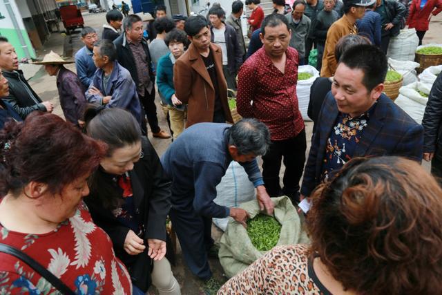 开云 开云体育平台路边上“散称”的茶能放