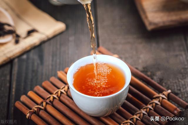 开云体育 开云官网揭秘食品陷阱：揭秘茶叶造假手段(图2)