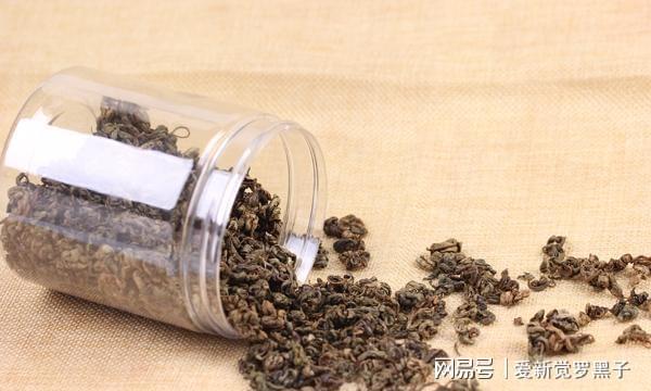 江苏一大哥Kaiyun 开云坚持喝散装茶身体却越来越差啥是染色茶？(图3)